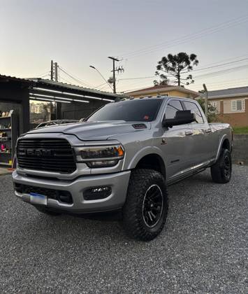 RAM 3500 6.7 I6 TURBO DIESEL LARAMIE NIGHT EDITION CD 4X4  AUTOMÁTICO